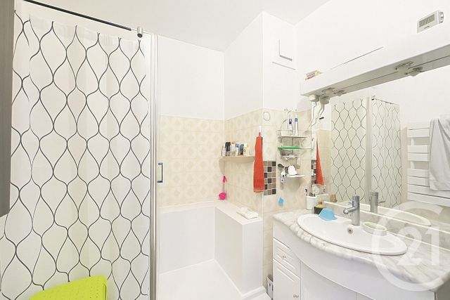 Afficher la photo en grand Appartement F4 à vendre - 4 pièces - 83.65 m2 - MONTPELLIER - 34 - LANGUEDOC-ROUSSILLON - Century 21 Eurogestrim