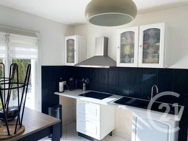 maison à louer - 4 pièces - 101.12 m2 - PEROLS - 34 - LANGUEDOC-ROUSSILLON - Century 21 Eurogestrim