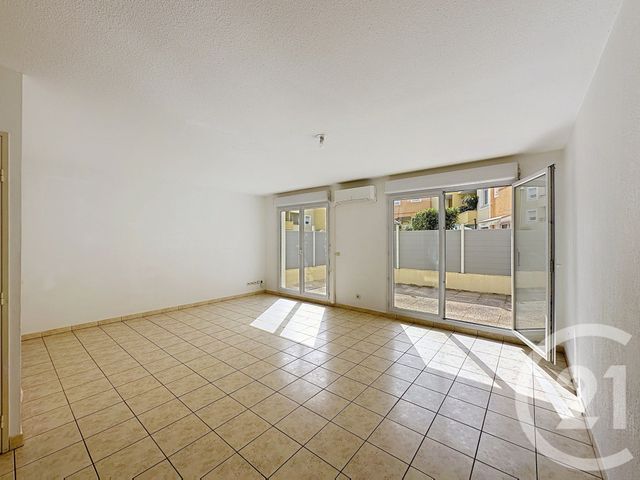 Appartement F3 à vendre - 3 pièces - 74.18 m2 - PEROLS - 34 - LANGUEDOC-ROUSSILLON - Century 21 Eurogestrim