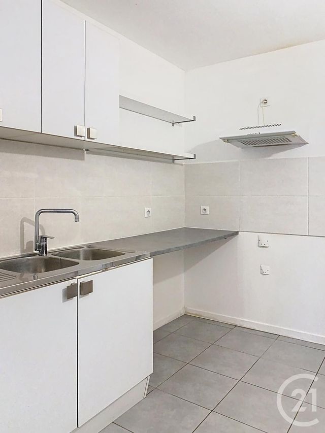 Afficher la photo en grand Appartement F2 à vendre - 2 pièces - 49.0 m2 - PEROLS - 34 - LANGUEDOC-ROUSSILLON - Century 21 Eurogestrim