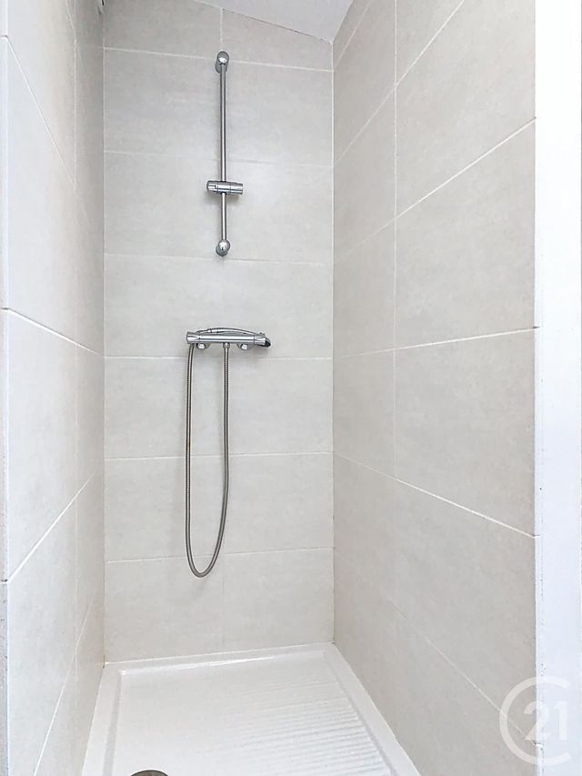 Afficher la photo en grand Appartement F2 à vendre - 2 pièces - 49.0 m2 - PEROLS - 34 - LANGUEDOC-ROUSSILLON - Century 21 Eurogestrim