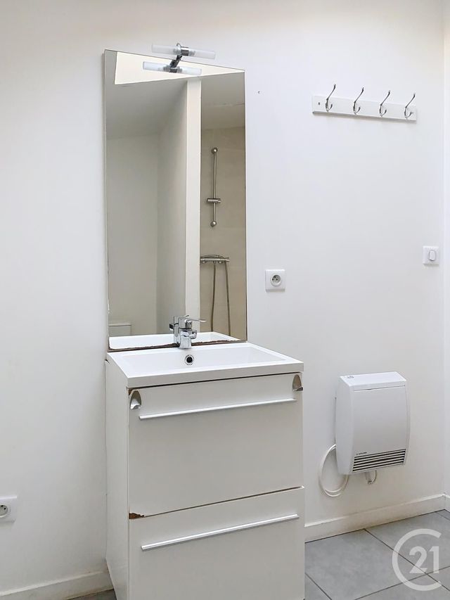 Afficher la photo en grand Appartement F2 à vendre - 2 pièces - 49.0 m2 - PEROLS - 34 - LANGUEDOC-ROUSSILLON - Century 21 Eurogestrim
