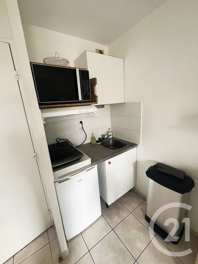 Appartement F1 à louer - 1 pièce - 23.0 m2 - MONTPELLIER - 34 - LANGUEDOC-ROUSSILLON - Century 21 Eurogestrim