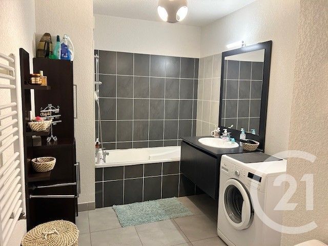 Appartement F4 à louer - 4 pièces - 90.45 m2 - MONTPELLIER - 34 - LANGUEDOC-ROUSSILLON - Century 21 Eurogestrim