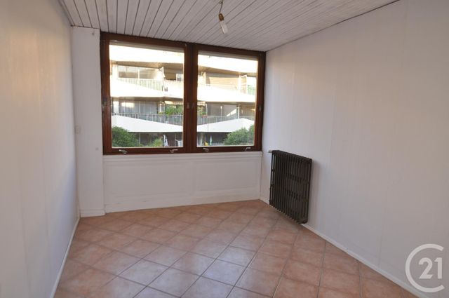 Appartement F4 à louer - 4 pièces - 101.61 m2 - MONTPELLIER - 34 - LANGUEDOC-ROUSSILLON - Century 21 Eurogestrim