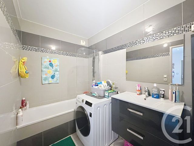 Appartement F4 à vendre - 4 pièces - 77.77 m2 - MONTPELLIER - 34 - LANGUEDOC-ROUSSILLON - Century 21 Eurogestrim