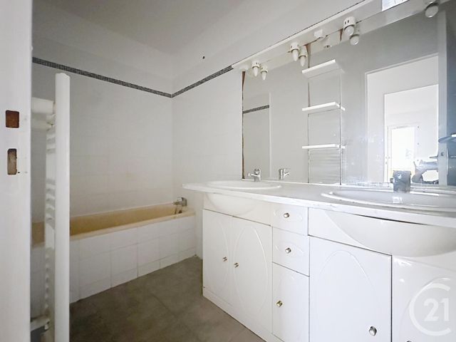 Appartement F3 à vendre - 3 pièces - 73.55 m2 - MONTPELLIER - 34 - LANGUEDOC-ROUSSILLON - Century 21 Eurogestrim