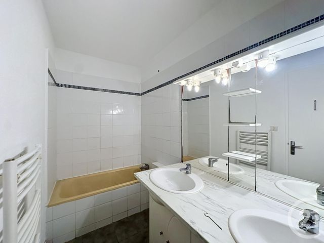 Appartement F3 à vendre - 3 pièces - 73.55 m2 - MONTPELLIER - 34 - LANGUEDOC-ROUSSILLON - Century 21 Eurogestrim