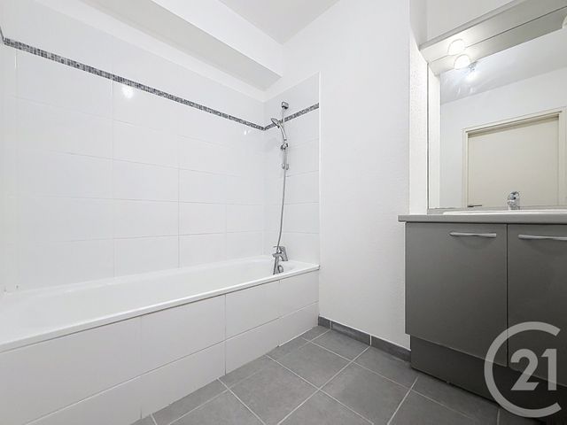 Appartement F3 à vendre - 3 pièces - 78.29 m2 - MONTPELLIER - 34 - LANGUEDOC-ROUSSILLON - Century 21 Eurogestrim