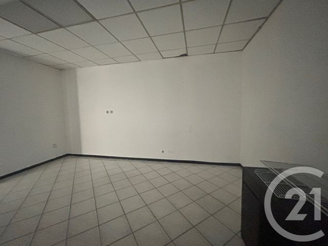 Appartement Local à louer - 2 pièces - 60.0 m2 - MONTPELLIER - 34 - LANGUEDOC-ROUSSILLON - Century 21 Eurogestrim