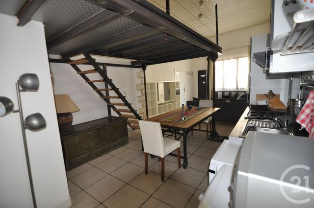 Appartement Loft à louer - 2 pièces - 53.0 m2 - MONTPELLIER - 34 - LANGUEDOC-ROUSSILLON - Century 21 Eurogestrim