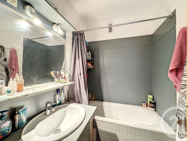 Appartement F4 à vendre - 4 pièces - 76.0 m2 - MONTPELLIER - 34 - LANGUEDOC-ROUSSILLON - Century 21 Eurogestrim
