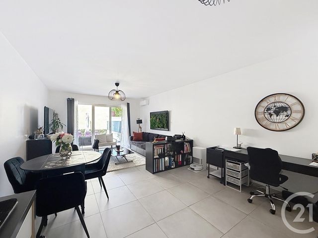 Appartement F2 à vendre - 2 pièces - 58.0 m2 - MAUGUIO CARNON - 34 - LANGUEDOC-ROUSSILLON - Century 21 Eurogestrim