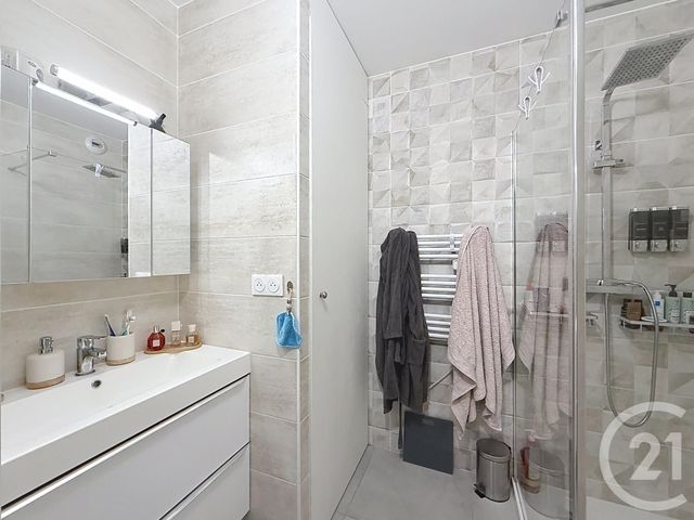 Appartement F2 à vendre - 2 pièces - 58.0 m2 - MAUGUIO CARNON - 34 - LANGUEDOC-ROUSSILLON - Century 21 Eurogestrim