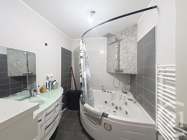 Appartement F3 à vendre - 3 pièces - 60.49 m2 - MONTPELLIER - 34 - LANGUEDOC-ROUSSILLON - Century 21 Eurogestrim