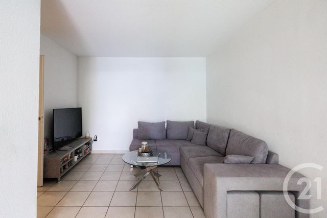 Appartement F3 à louer - 3 pièces - 68.83 m2 - ST JEAN DE VEDAS - 34 - LANGUEDOC-ROUSSILLON - Century 21 Eurogestrim