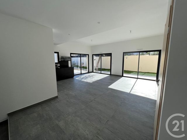 maison à louer - 5 pièces - 136.0 m2 - ST JEAN DE VEDAS - 34 - LANGUEDOC-ROUSSILLON - Century 21 Eurogestrim