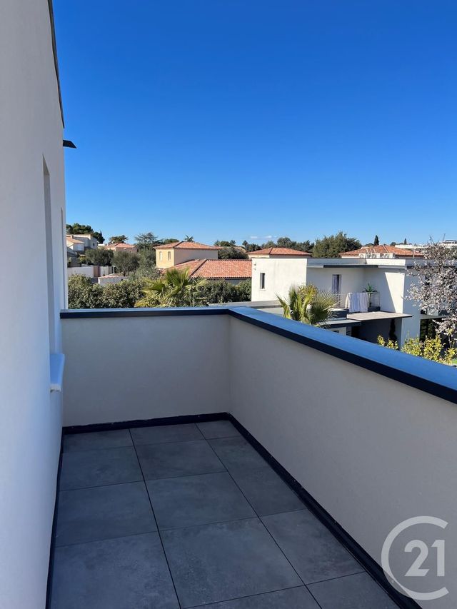 maison à louer - 5 pièces - 136.0 m2 - ST JEAN DE VEDAS - 34 - LANGUEDOC-ROUSSILLON - Century 21 Eurogestrim
