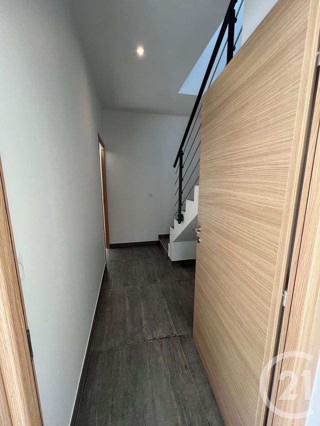 maison à louer - 5 pièces - 136.0 m2 - ST JEAN DE VEDAS - 34 - LANGUEDOC-ROUSSILLON - Century 21 Eurogestrim