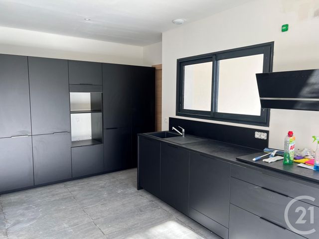 maison à louer - 5 pièces - 136.0 m2 - ST JEAN DE VEDAS - 34 - LANGUEDOC-ROUSSILLON - Century 21 Eurogestrim