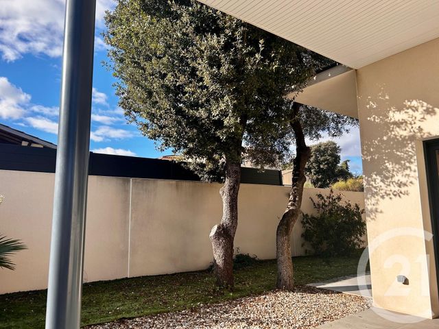 maison à louer - 5 pièces - 136.0 m2 - ST JEAN DE VEDAS - 34 - LANGUEDOC-ROUSSILLON - Century 21 Eurogestrim
