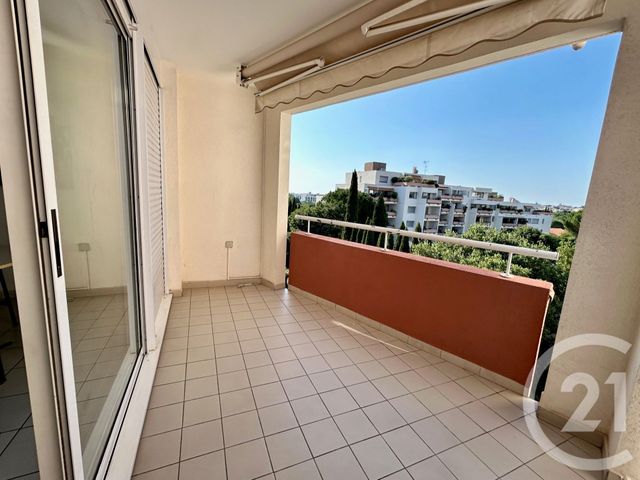 Appartement à louer - 2 pièces - 53.77 m2 - MONTPELLIER - 34 - LANGUEDOC-ROUSSILLON - Century 21 Eurogestrim
