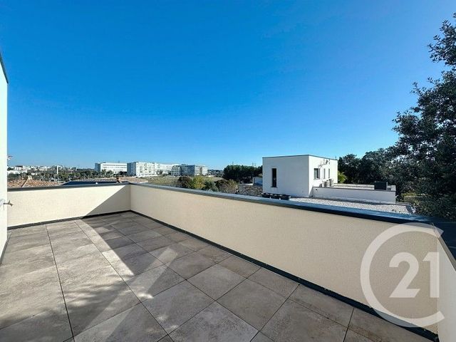 maison à louer - 5 pièces - 136.0 m2 - ST JEAN DE VEDAS - 34 - LANGUEDOC-ROUSSILLON - Century 21 Eurogestrim