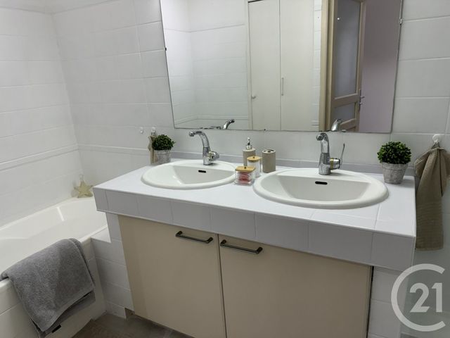 Appartement à vendre - 4 pièces - 91.0 m2 - MONTPELLIER - 34 - LANGUEDOC-ROUSSILLON - Century 21 Eurogestrim